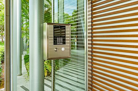 セキュリティに配慮されたオートロック付きマンション