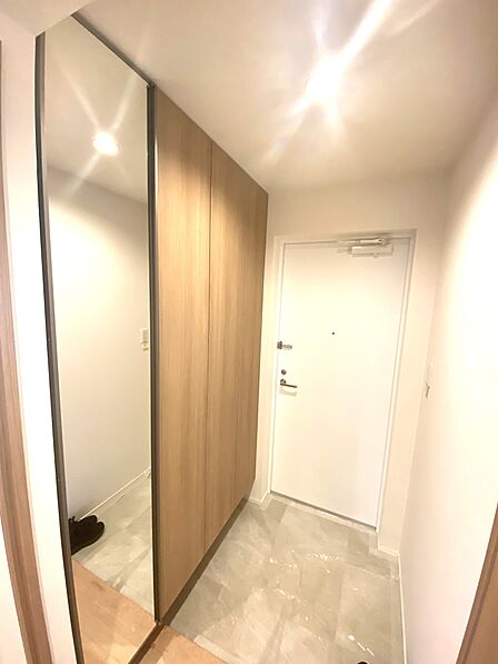 下足入れと玄関
