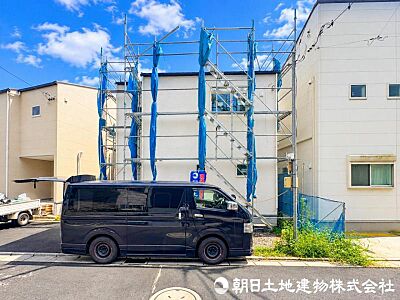 外観:【外観】ここから始まる「日常」はご家族にとってかけがえのない時間となります。少しでも豊かに、快適に。そんな想いから本邸宅は生まれました。 外観:【外観】ここから始まる「日常」はご家族にとってかけがえのない時間となります。少しでも豊かに、快適に。そんな想いから本邸宅は生まれました。