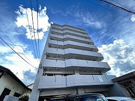 マンション春夏秋冬  ｜ 広島県広島市安佐南区緑井2丁目（賃貸マンション1DK・8階・27.82㎡） その1