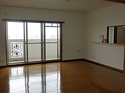 ロイヤルガーデン 9階4LDKのリビング/ダイニング