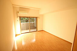 ロアール天満 4階1Kのリビング/ダイニング