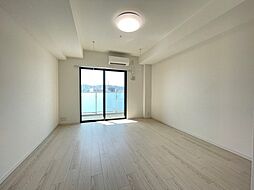 ブリリアンクラス河原町 12階1Kのリビング/ダイニング