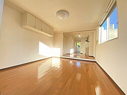 アスリート・リヨービル 2階1DKのリビング/ダイニング