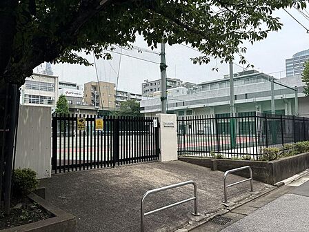 【周辺環境】中学校 墨田区立竪川中学校まで738m 徒歩10分