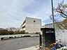 周辺：各務原市立鵜沼第三小学校 鵜沼第三小学校 650m