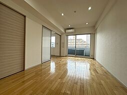 カスタリア鶴見 101 1階1LDKのリビング/ダイニング