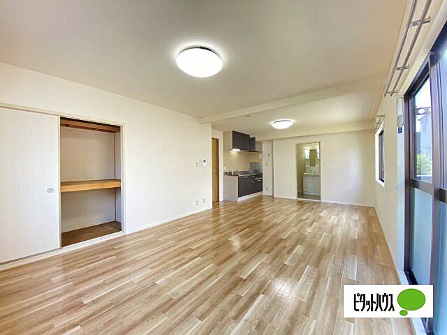 リビング/ダイニング