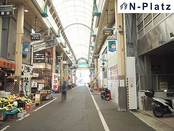 駅や大通りへは...