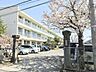 周辺：古牧小学校 300m