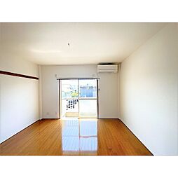 岩間ハイツ 205 2階1Kのリビング/ダイニング