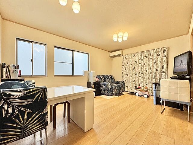 リビング/ダイニング 葛飾区西水元5丁目