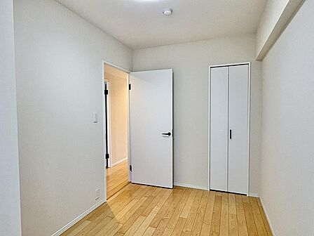 部屋ごとに設けた収納は住みやすさへのこだわり