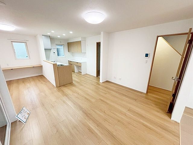 リビング/ダイニング 名取市増田6丁目