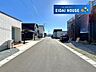 その他：前面道路含む外観