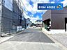 その他：前面道路含む外観