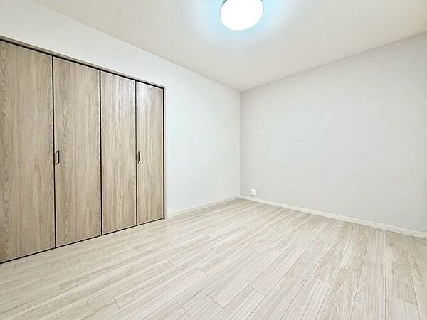 洋室を拡大表示