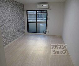 メゾン加後 106 1階ワンルームのリビング/ダイニング