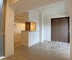 京都市営烏丸線 五条駅 徒歩8分の賃貸マンション 6階1LDKのリビング/ダイニング