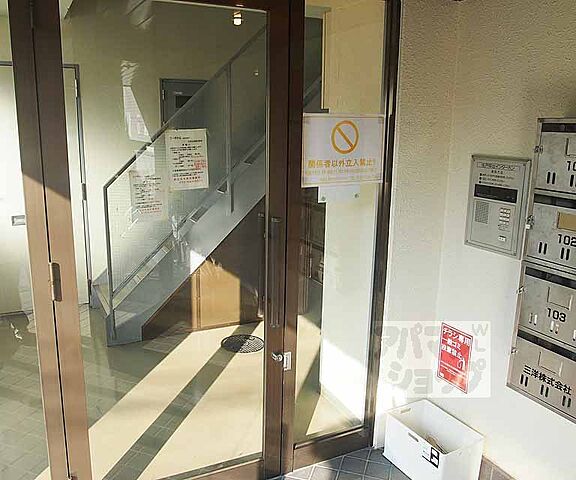 エントランス