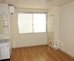 ラウンドシティワン 305 3階1Kのリビング/ダイニング