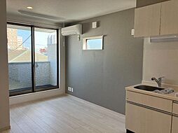 JR仙石線 小鶴新田駅 徒歩7分の賃貸アパート 1階1LDKのリビング/ダイニング