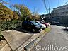 駐車場：日当たりの良い平置き風駐車場。出入りしやすい配置で、毎日のカーライフを快適にサポートします。