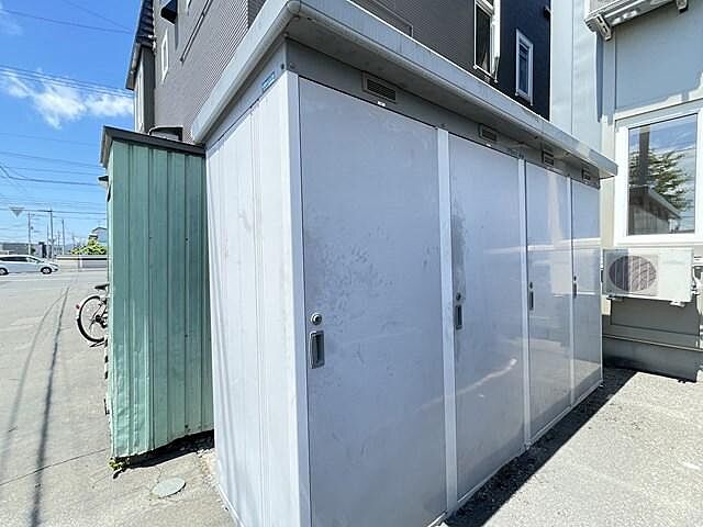 その他