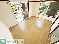 相鉄いずみ野線 二俣川駅 バス19分 今井大上下車 徒歩4分の賃貸アパート 2階2Kのリビング/ダイニング