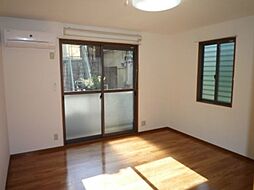 マノワールＭ 101 1階1Kのリビング/ダイニング