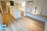 リビング/ダイニング：キッチン横にダイニングがあり、配膳がしやすいですよ＾＾