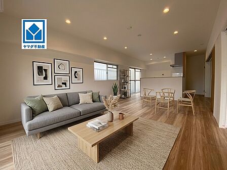 将来にわたって住みやすくプランニングを重ねて設計された間取で日々の生活をしやすい動線を考えた居住空間を創り上げております^^家具はCGによるイメージ。