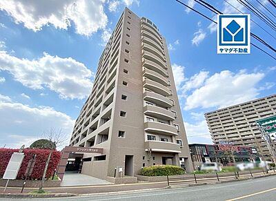外観:全面リフォーム済^^角部屋。ハローデイ&西鉄バス「中原」停すぐ目の前。JR「博多南」駅歩7分。歩6分圏にエフコープ&サンドラッグ&コーナン&郵便局など^^ 外観:全面リフォーム済^^角部屋。ハローデイ&西鉄バス「中原」停すぐ目の前。JR「博多南」駅歩7分。歩6分圏にエフコープ&サンドラッグ&コーナン&郵便局など^^