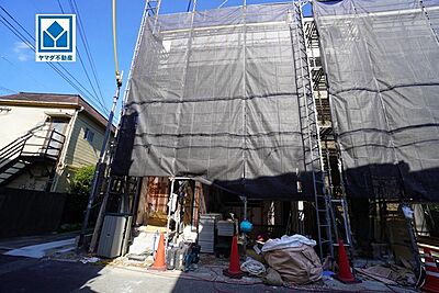 外観:スーパーやコンビニなども近く周辺環境充実。快適でゆとりのある生活空間で新生活を始めましょう^^ 外観:スーパーやコンビニなども近く周辺環境充実。快適でゆとりのある生活空間で新生活を始めましょう^^