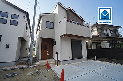 外観:歩8分圏内にはスーパー、コンビニ、ドラッグストアなど。周辺環境充実^^ 外観:歩8分圏内にはスーパー、コンビニ、ドラッグストアなど。周辺環境充実^^