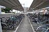 その他：駐輪場あり＾＾月額100円。屋根付き駐輪場なので、雨の日も自転車を安心して保管できます。通勤・通学に自転車を使う方にも便利です＾＾ 