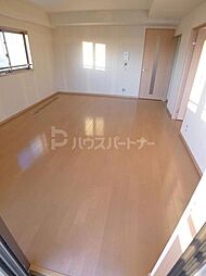 ロイヤルKJ 11階2LDKのリビング/ダイニング