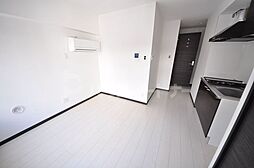 フェリオコート西日暮里 4階ワンルームのリビング/ダイニング