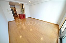 ロイヤルパークスシーサー南千住 8階ワンルームのリビング/ダイニング