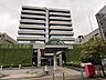 周辺：本物件より徒歩約11分の港区役所