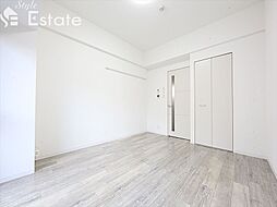 ル・ソレイユ 102 1階1Kのリビング/ダイニング