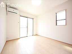 アムール　ロイヤル 204 2階1Kのリビング/ダイニング