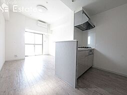 グランパークタワー 305 3階ワンルームのリビング/ダイニング