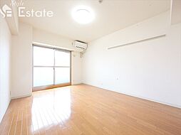 JR中央本線 金山駅 徒歩7分の賃貸マンション 4階1Kのリビング/ダイニング