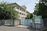 周辺：【小学校】柏原市立玉手小学校まで475ｍ