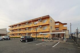 フェリーチェ  ｜ 山梨県中央市若宮（賃貸マンション1K・2階・32.40㎡） その1