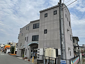 兵庫県姫路市飾磨区英賀保駅前町（賃貸マンション1DK・3階・33.75㎡） その1