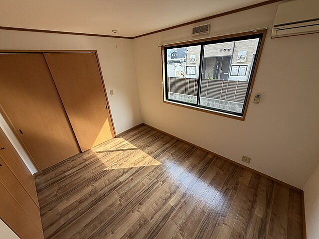 寝室
