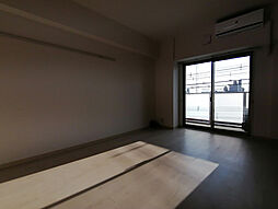 カルム加古川 2階1Kのリビング/ダイニング