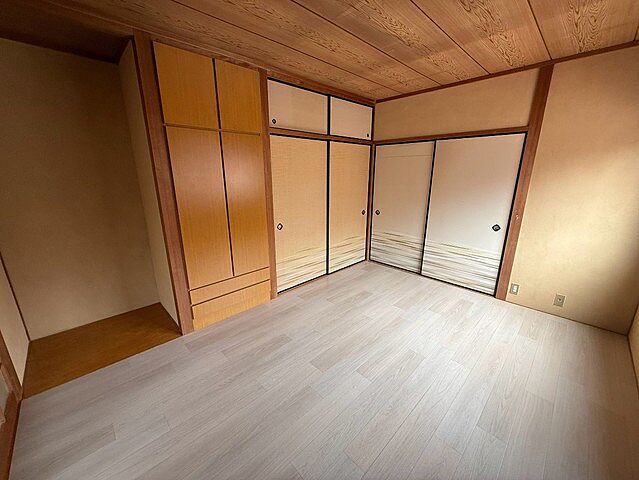 寝室